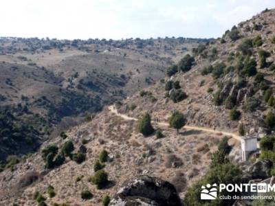 Río Manzanares y el Puente de la Marmota; botas senderismo mujer